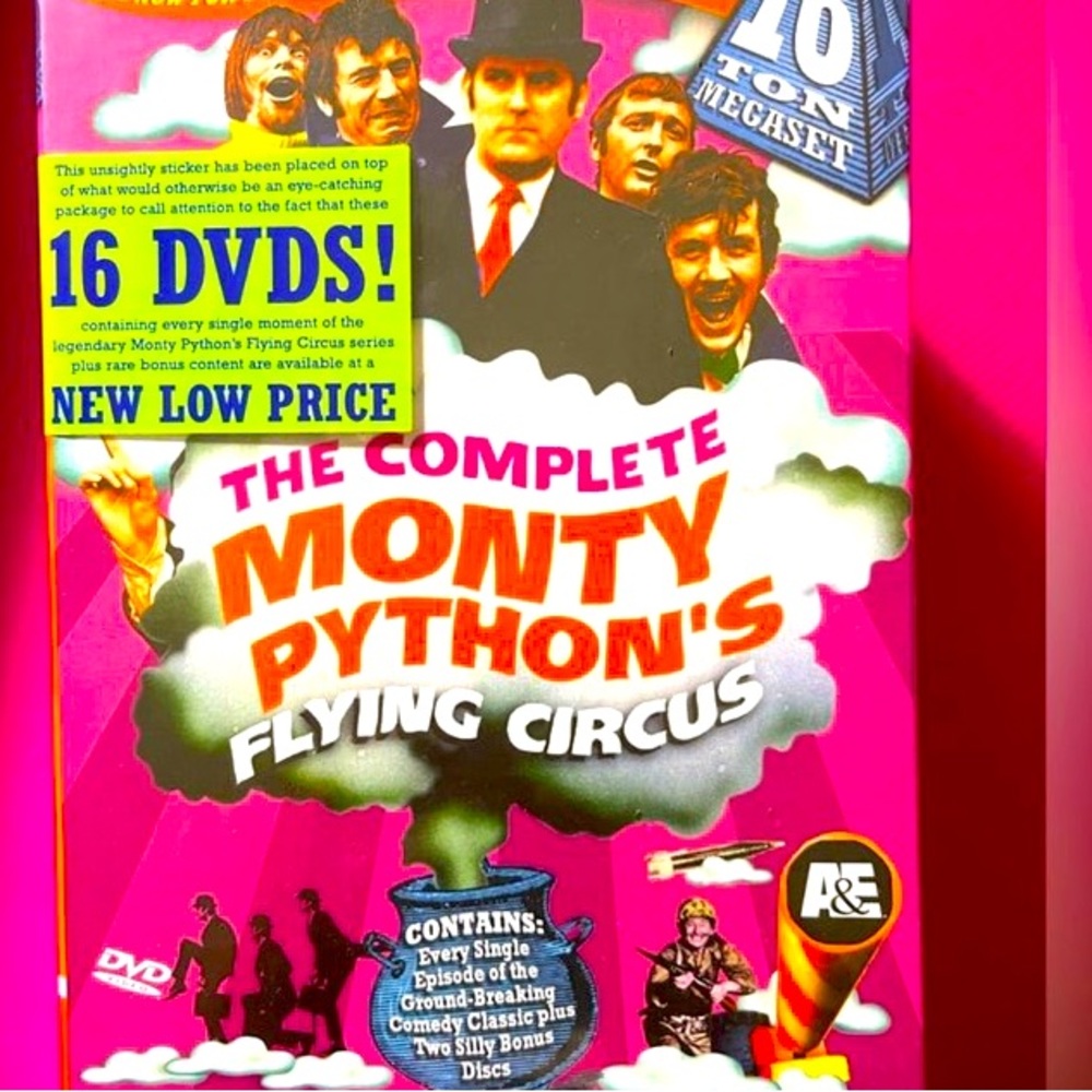 NEW unopened The Complete Monty Python's Flying Circus 16 Ton Megaset